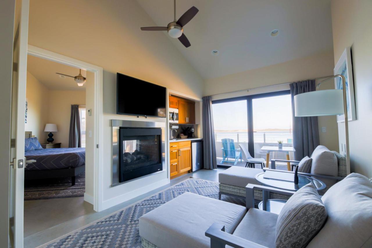 Baywood Inn Bed & Breakfast Экстерьер фото