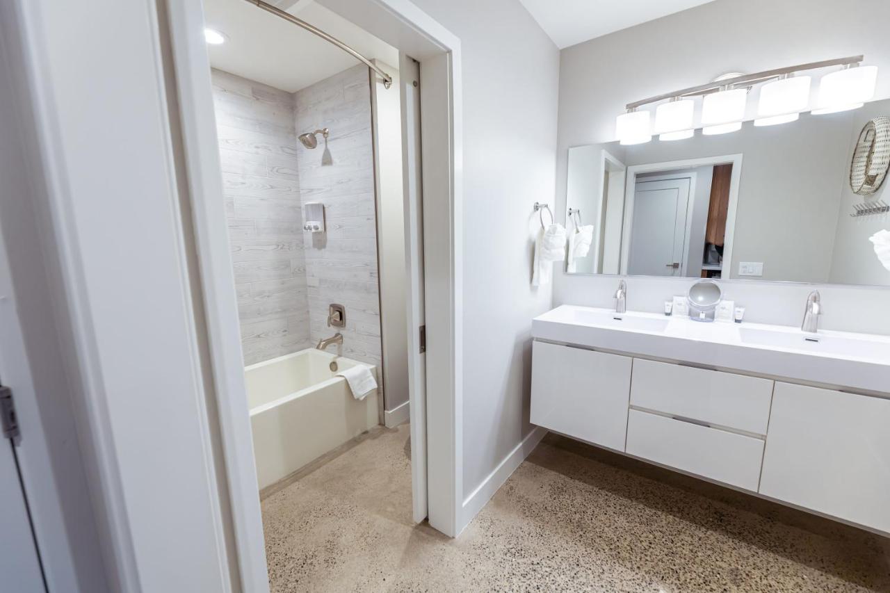 Baywood Inn Bed & Breakfast Экстерьер фото