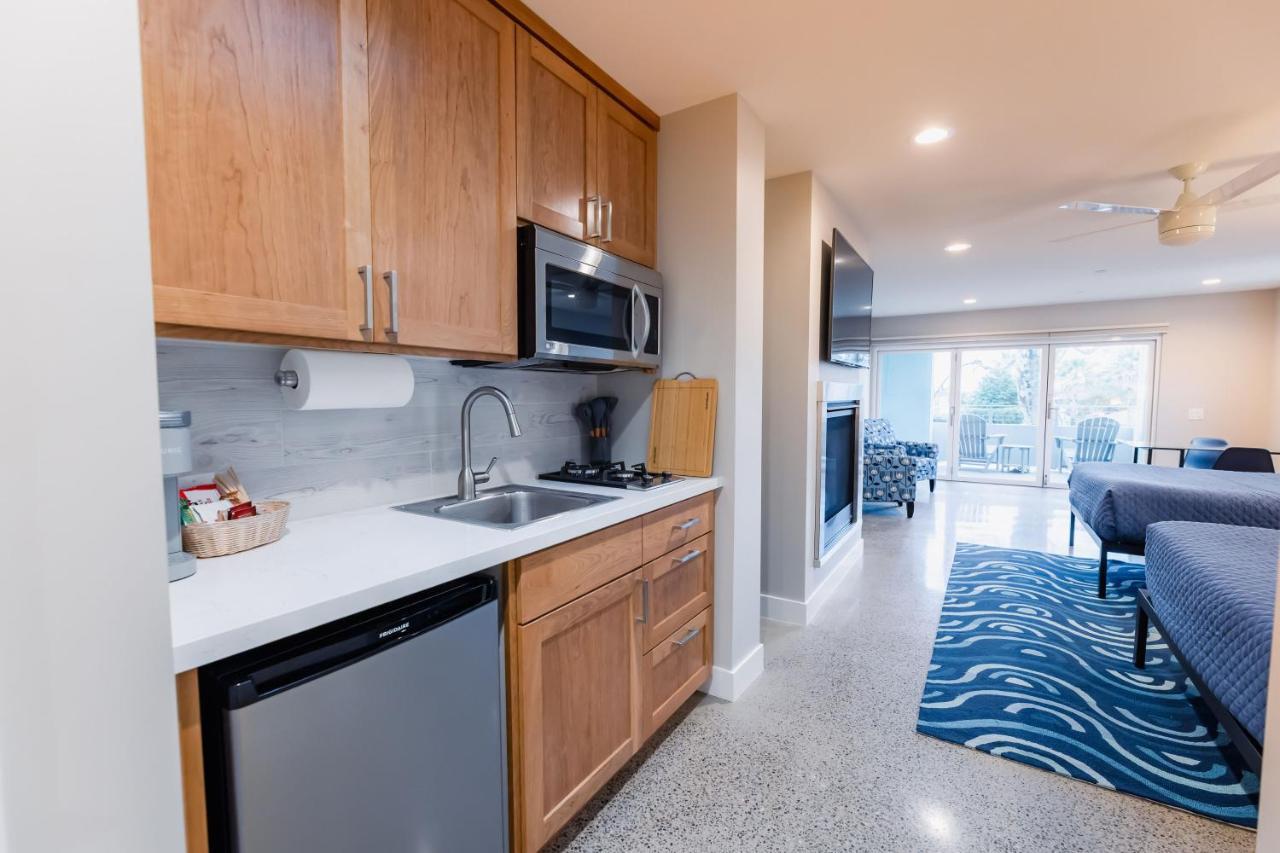 Baywood Inn Bed & Breakfast Экстерьер фото
