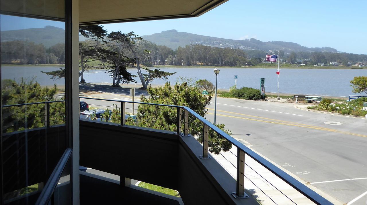 Baywood Inn Bed & Breakfast Экстерьер фото