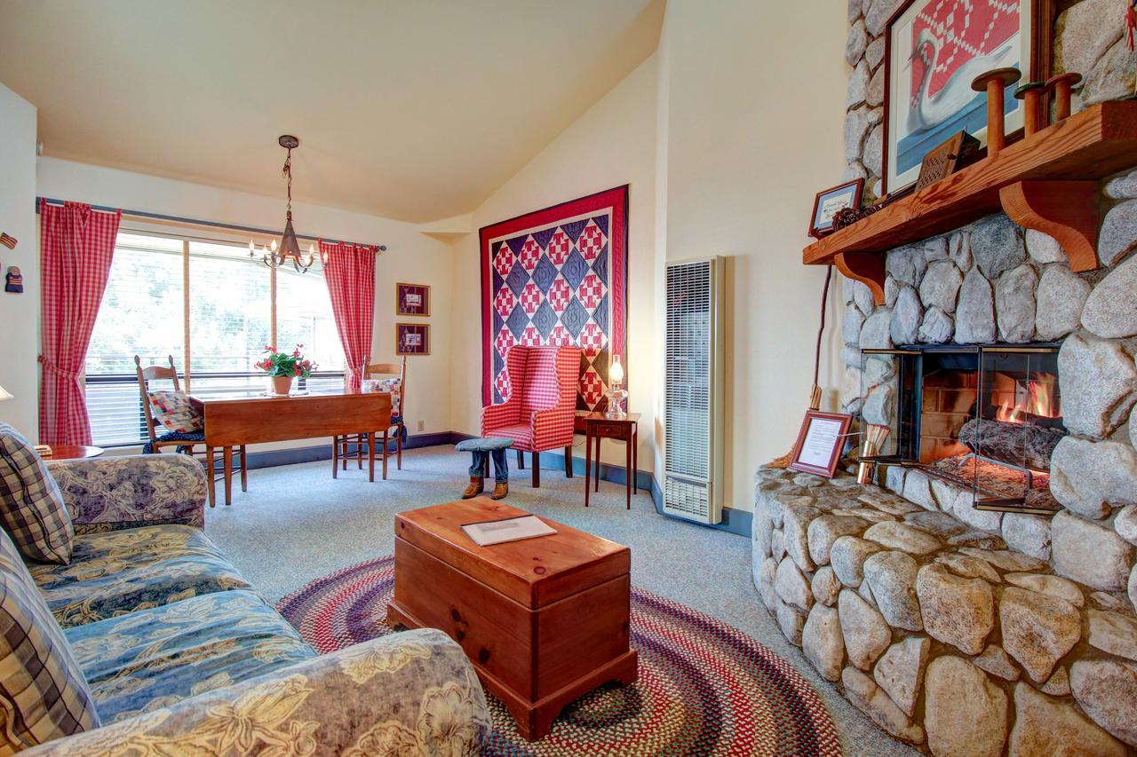 Baywood Inn Bed & Breakfast Экстерьер фото